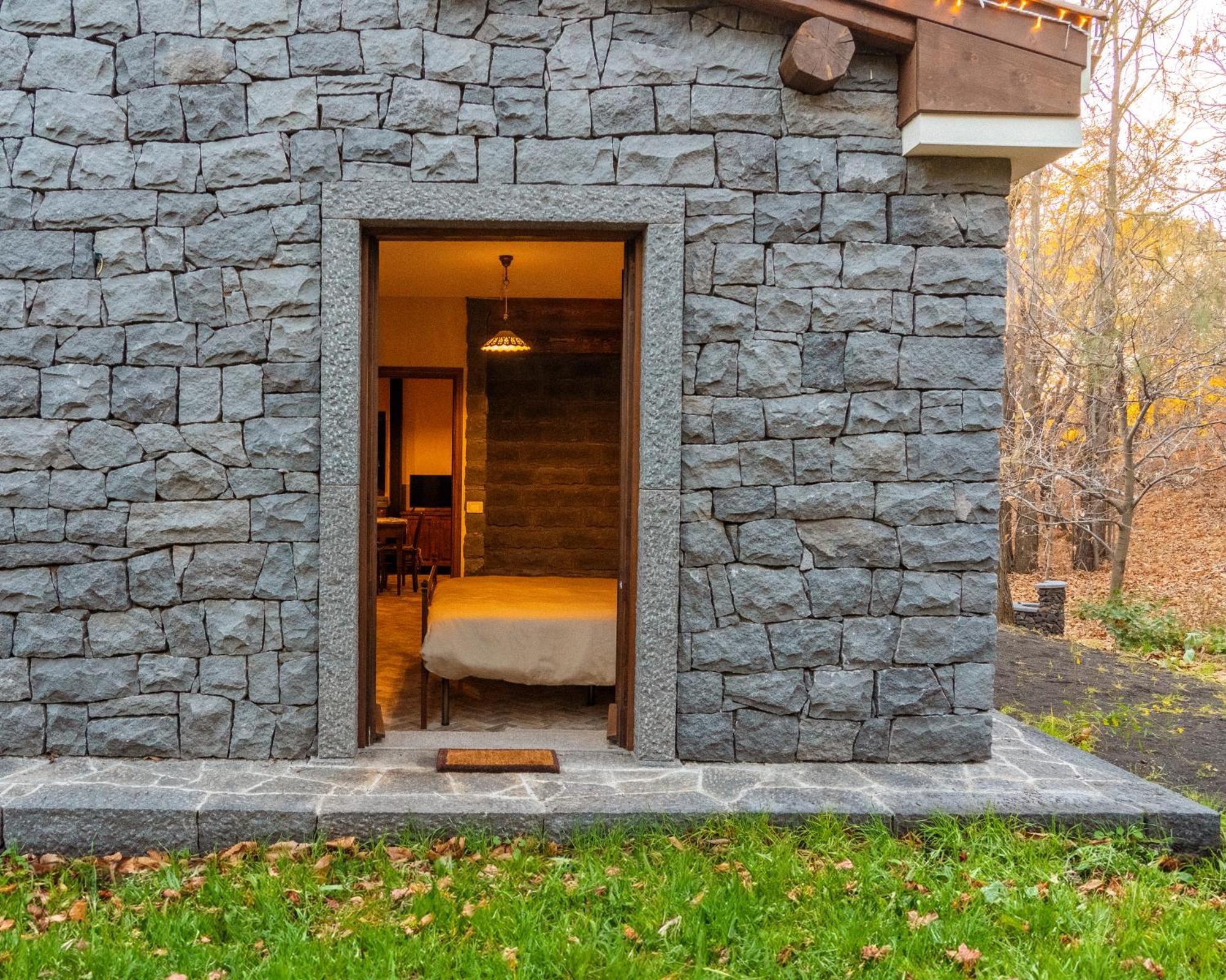 Matilde'S Chalet Etna Nature House 니콜로시 외부 사진